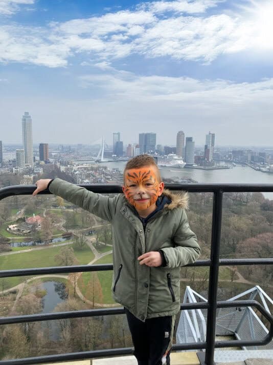 The Euromast offers a week of family fun with mini-boats, treasure hunts and The Rise of Rotterdam, combining play, learning and the best city views.
